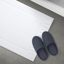 white-classic-luxury-bath-mat-floor-towe-5.jpg