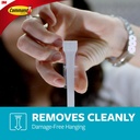 command-bathroom-wall-hook-with-water-re-4.jpg